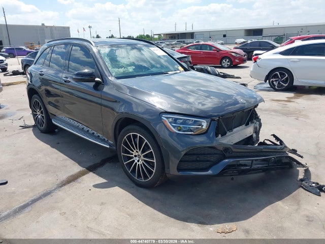 Salvage Mercedes-Benz GLC Image