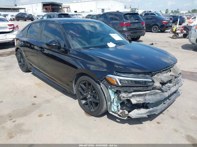Salvage Honda Civic Image