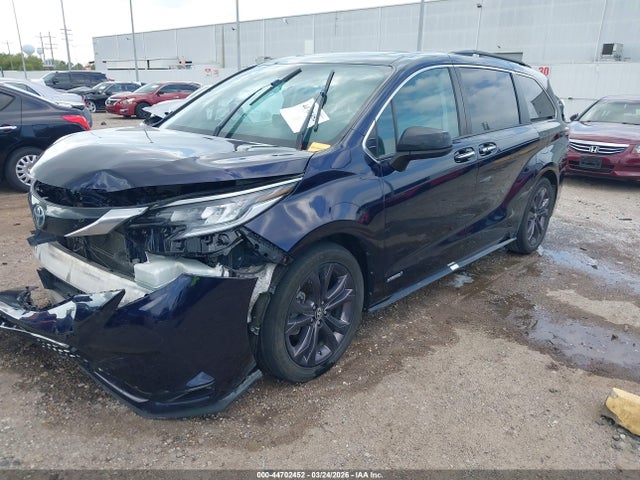 Toyota Sienna Xse