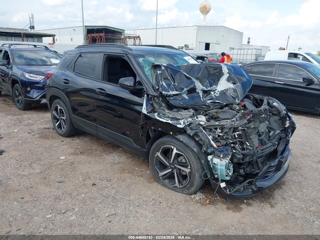 Salvage Chevrolet Trailblazer Image