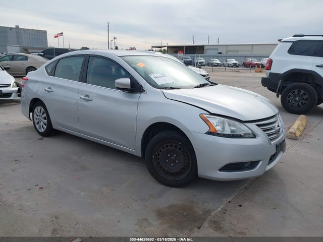Salvage Nissan Sentra Image