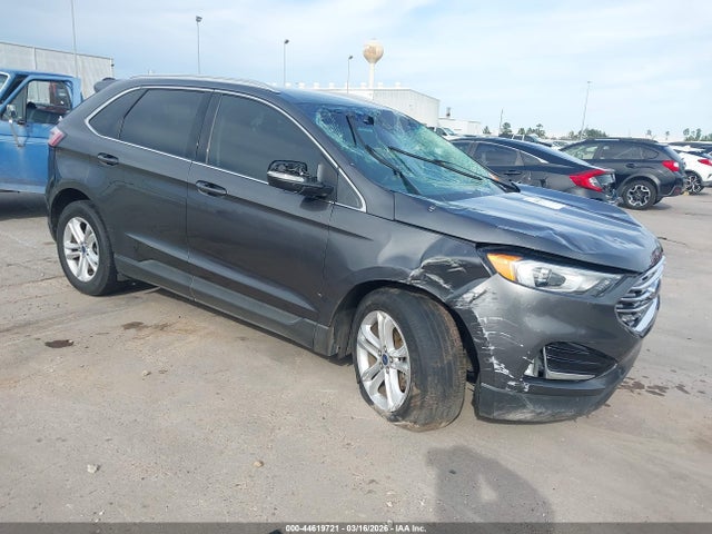 Salvage Ford Edge Image