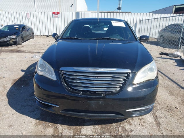 Chrysler 200 Touring