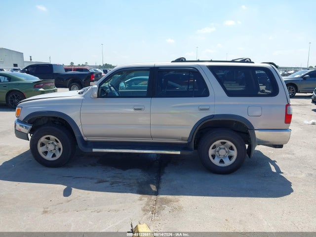 Toyota 4Runner Sr5 V6