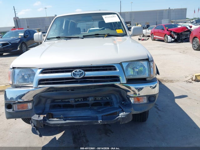 Toyota 4Runner Sr5 V6