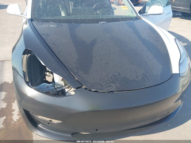 Tesla Model 3 Long Range Dual Motor All-wheel Drive