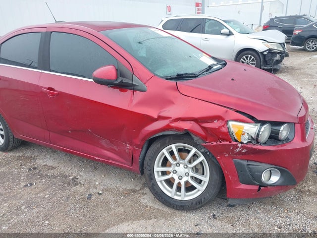 Chevrolet Sonic Lt Auto