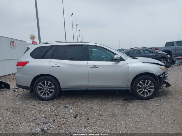 Nissan Pathfinder Sv