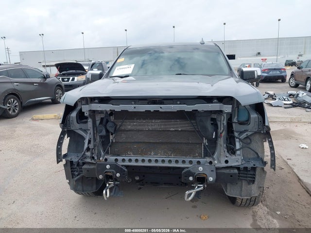 GMC Sierra 1500 2wd  Short Box Slt