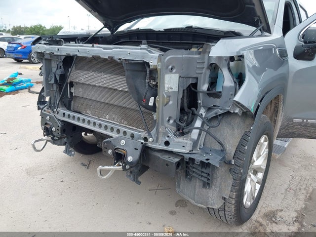 GMC Sierra 1500 2wd  Short Box Slt