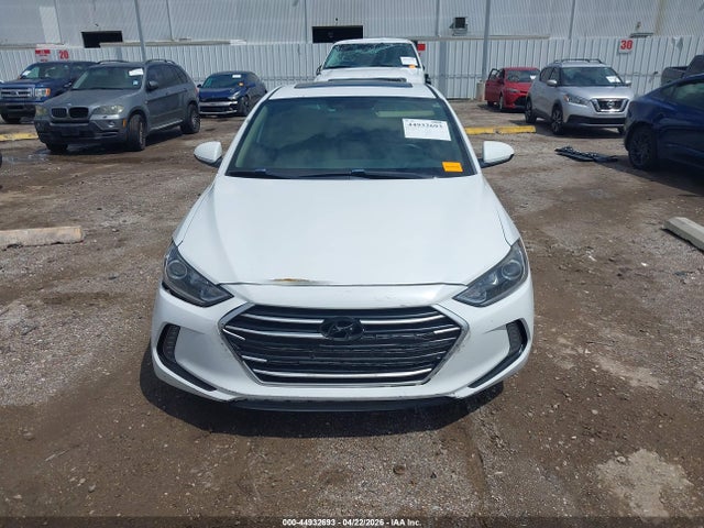 Hyundai ELANTRA Value Edition