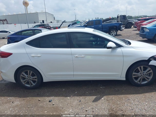 Hyundai ELANTRA Value Edition