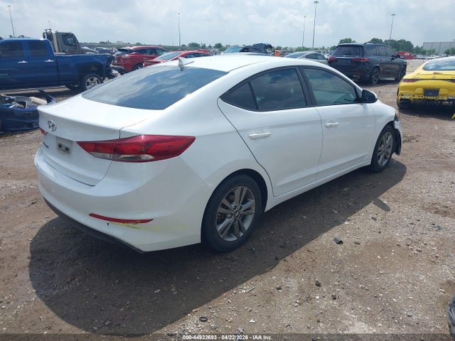 Hyundai ELANTRA Value Edition