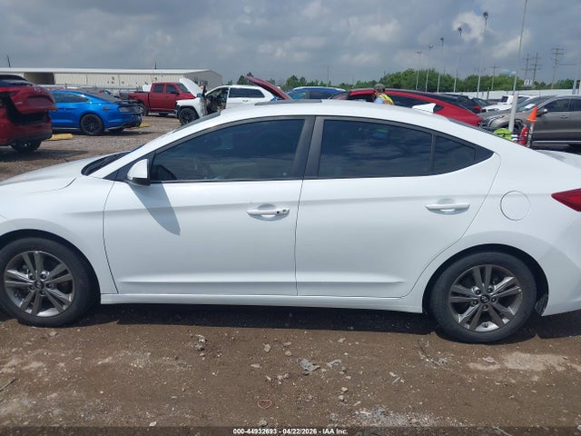 Hyundai ELANTRA Value Edition