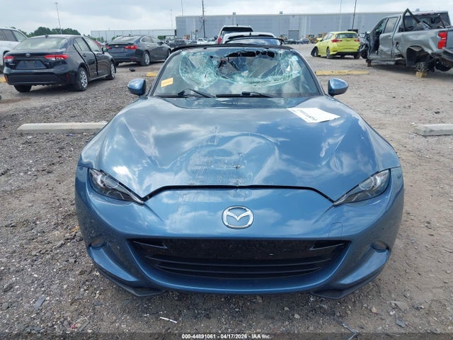 Mazda MX-5 Miata Grand Touring