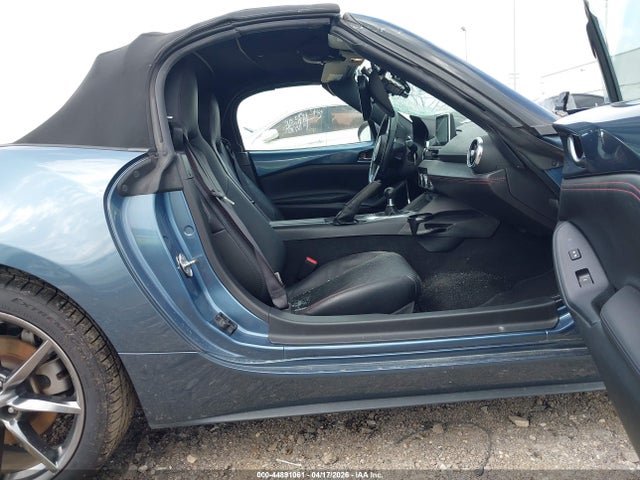 Mazda MX-5 Miata Grand Touring