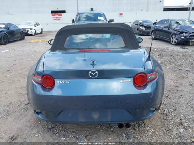 Mazda MX-5 Miata Grand Touring