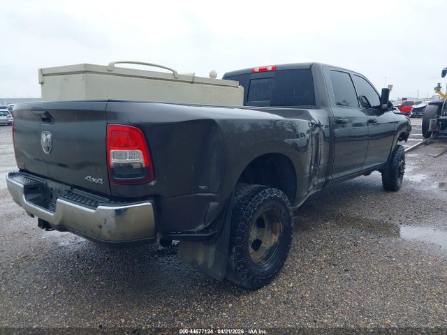 Ram 3500 Tradesman  4x4 8' Box