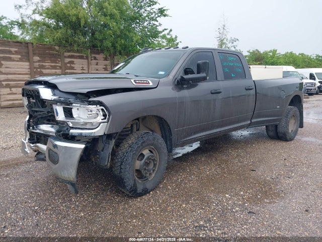 Ram 3500 Tradesman  4x4 8' Box