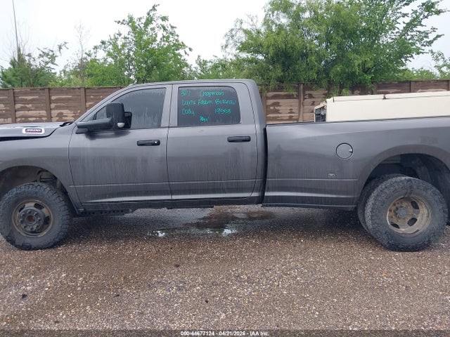 Ram 3500 Tradesman  4x4 8' Box