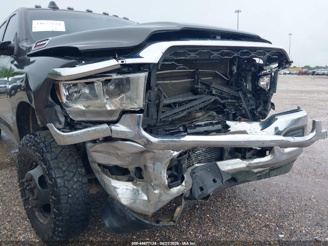Ram 3500 Tradesman  4x4 8' Box