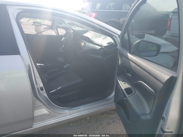 Nissan Versa 1.6 Sv