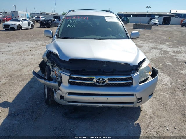 Toyota RAV4 Limited