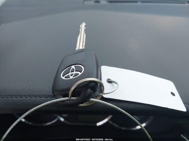 Toyota Corolla Le Premium