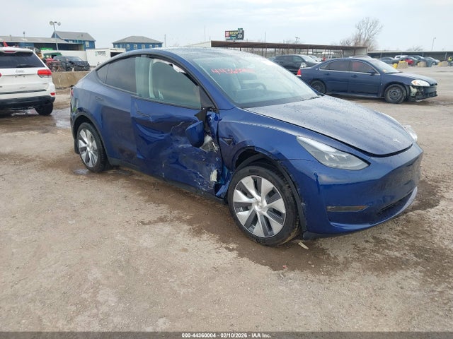Salvage Tesla Model Y Image