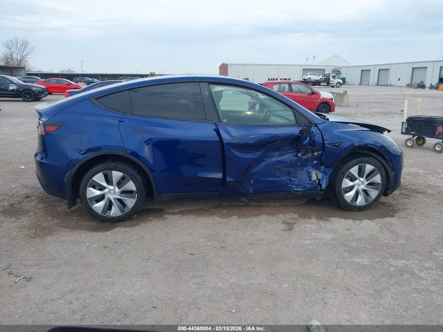 Tesla Model Y Long Range Dual Motor All-wheel Drive