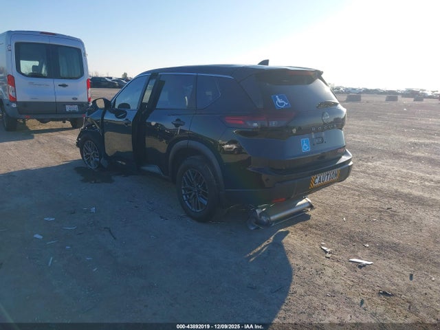 Nissan Rogue S Fwd