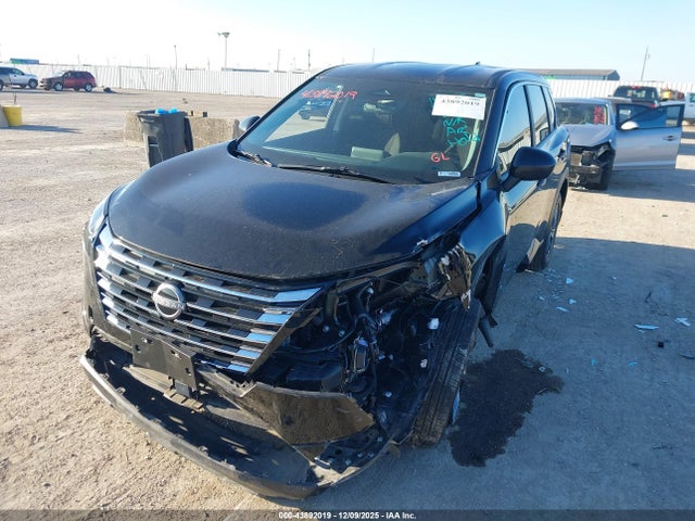 Nissan Rogue S Fwd