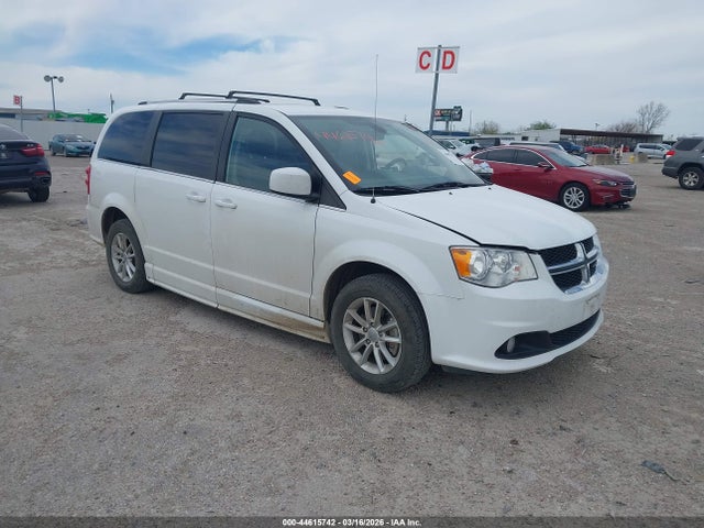 Salvage Dodge Grand Caravan Image