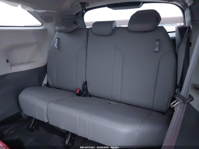 Toyota Sienna Xle