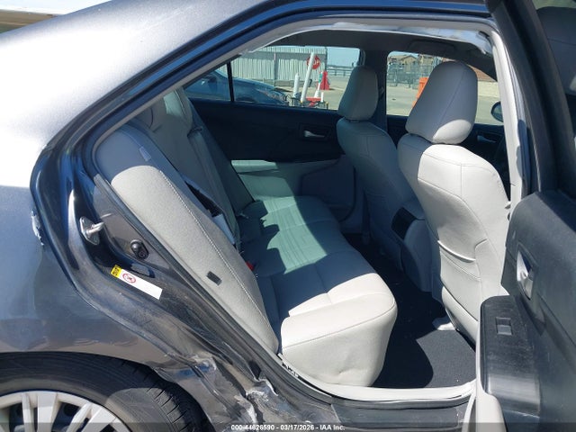 Toyota Camry Le