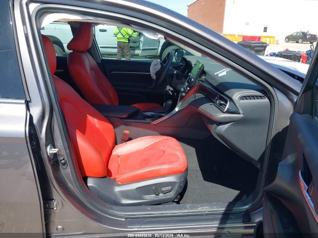 Toyota Camry Xse