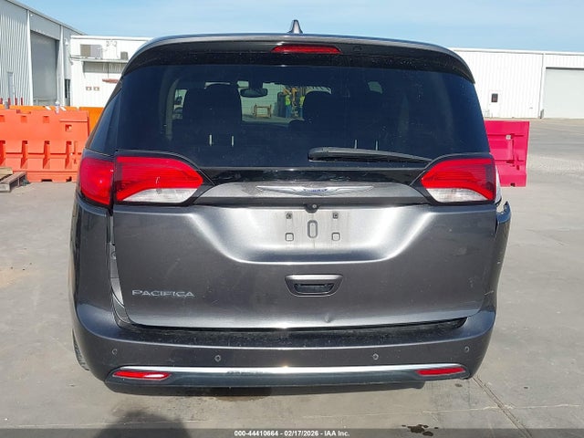 Chrysler Pacifica Touring Plus