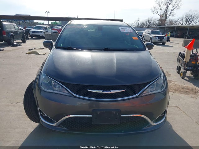 Chrysler Pacifica Touring Plus