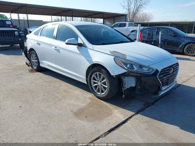 Salvage Hyundai SONATA Image