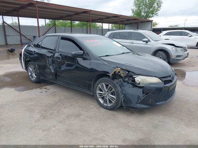 Salvage Toyota Camry Image