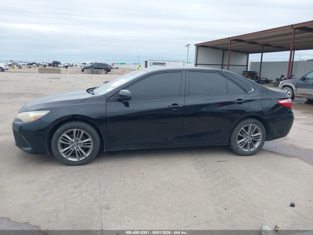 Toyota Camry Se