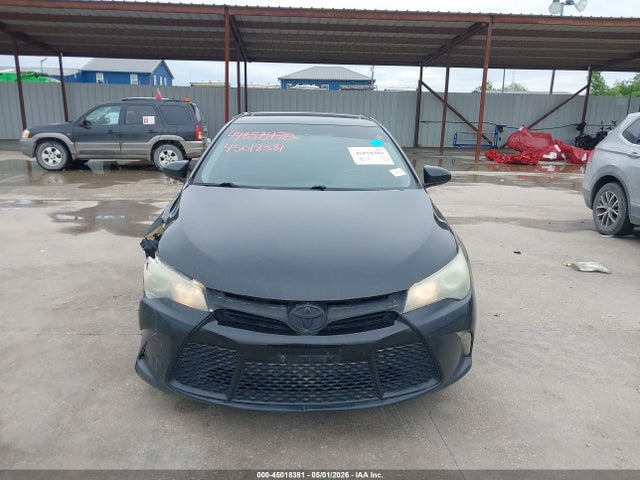 Toyota Camry Se