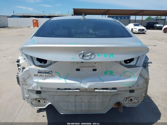 Hyundai ELANTRA Se