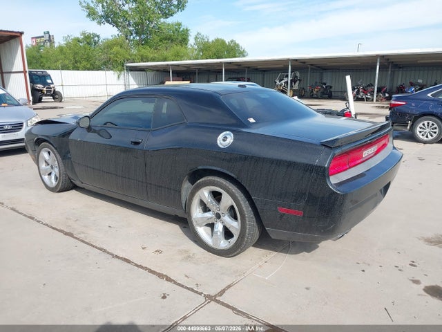 Dodge Challenger Sxt