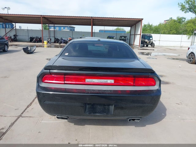 Dodge Challenger Sxt