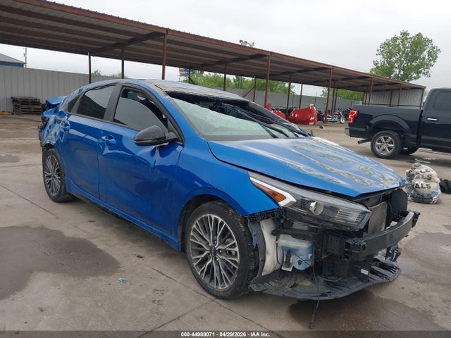 Salvage Kia Forte Image