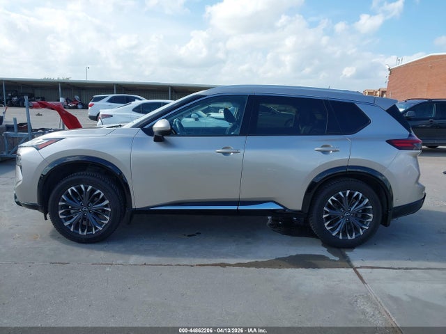 Nissan Rogue Platinum