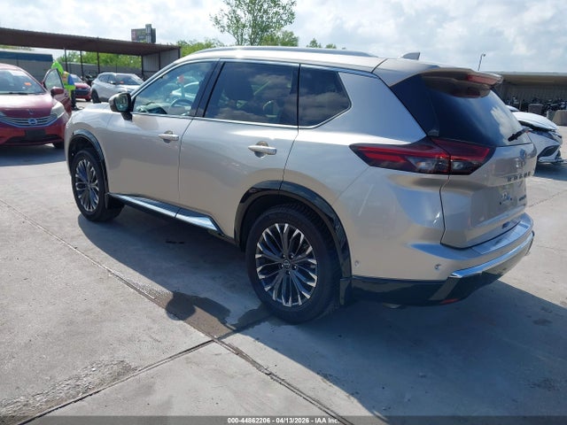 Nissan Rogue Platinum