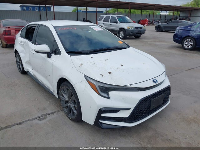 Salvage Toyota Corolla Image