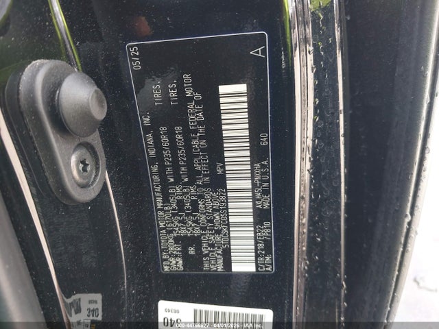 Toyota Sienna Woodland Edition